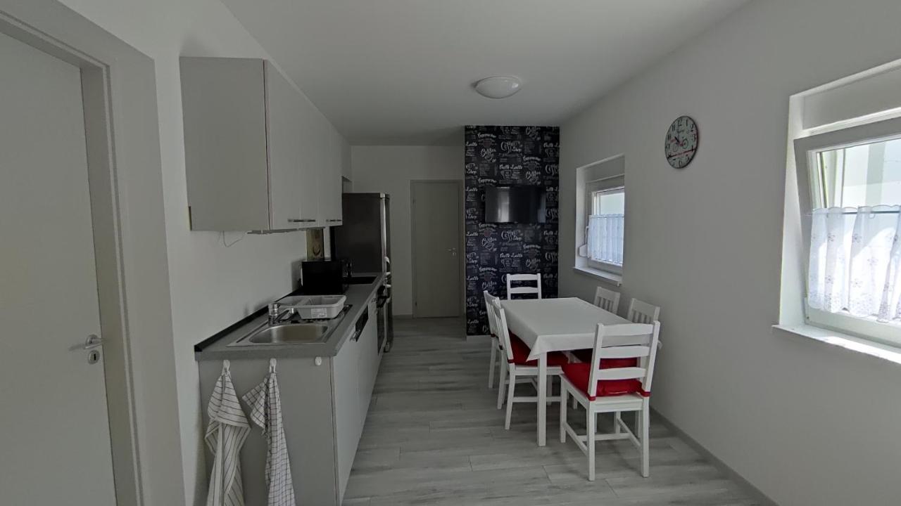 Bamboo Apartman Siófok Exterior foto